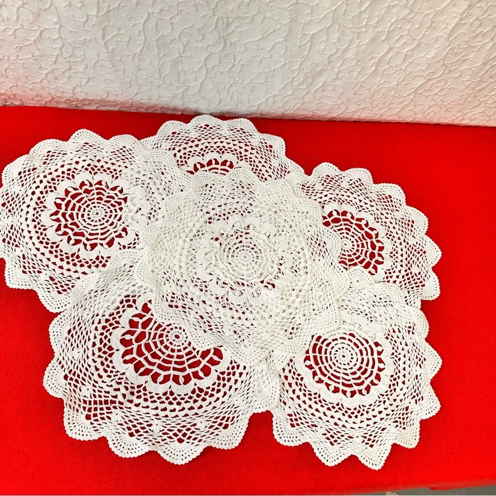 Vintage Handmade Crochet Round Doilies Tablecloth Decor Placemats White Cotton